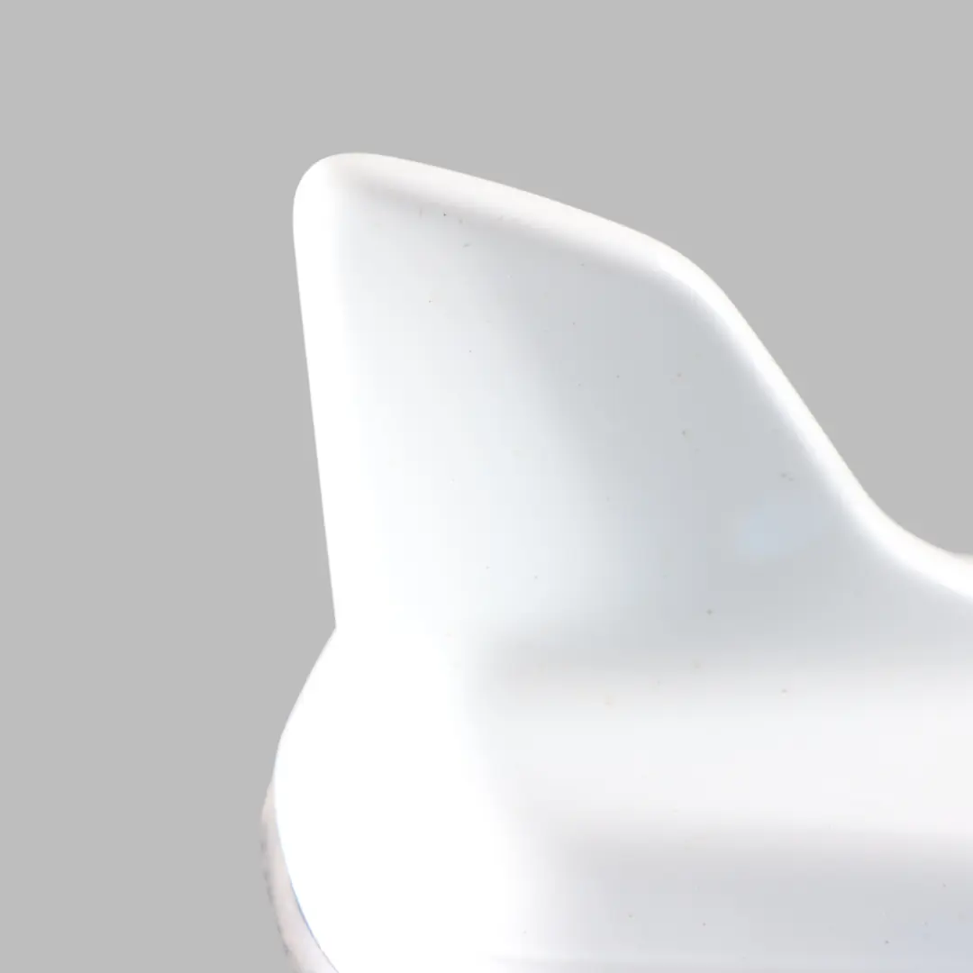 Roof Antenna Audi A4 B9 A5 F5 Q7 4M Shark Aerial Ibis White Y9C to with Part number 4M0035503K Roof Antenna Audi A4 B9 A5 F5 Q7 4M Shark Aerial Ibis White Y9C - SKU 4M0035503K-IWH - Part number 4M0035503K