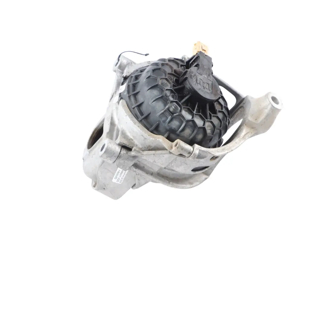 Audi Q5 FY 2.0 TFSI Engine Mount Right O/S Support Holder Bracket - SKU 4M0199372B - Part number 4M0199372B