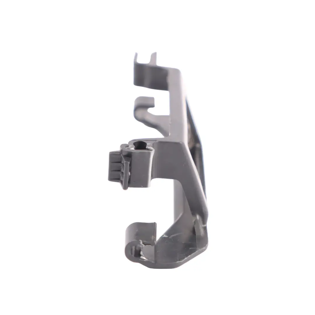 Audi A4 B9 Support D'Éclairage De Courtoisie Intérieur - SKU 4M0881547 - Numéro de pièce 4M0881547