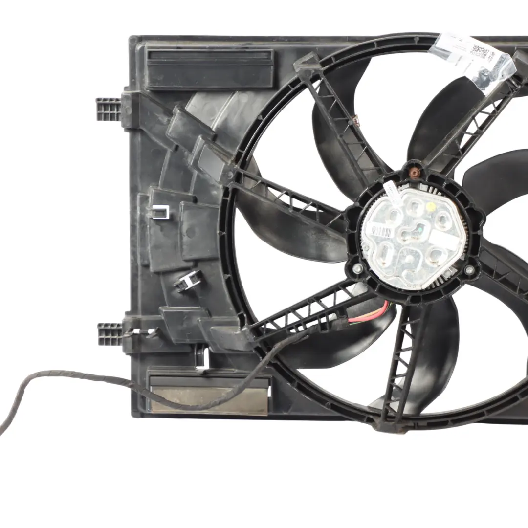 Audi A3 8V 1.4 TSI Engine Cooling Radiator Fan Shroud Motor Unit - SKU 5Q0121205Q - Part number 5Q0121205Q