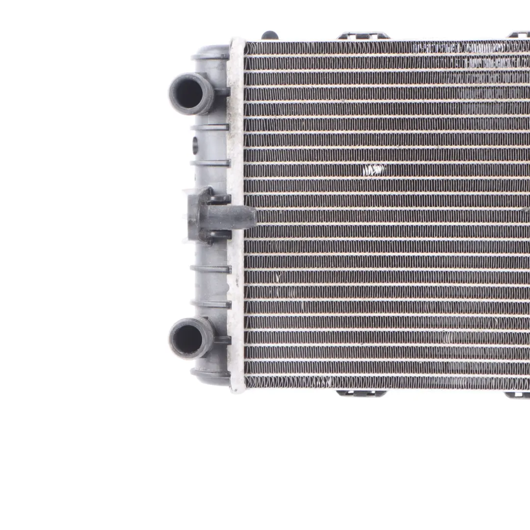 Radiatore Raffreddamento Motore Refrigerante Benzina per Audi A3 S3 8V con numero di parte 5Q0121251HA Audi A3 S3 8V Radiatore Raffreddamento Motore Refrigerante Benzina - SKU 5Q0121251HA - Numero di parte 5Q0121251HA