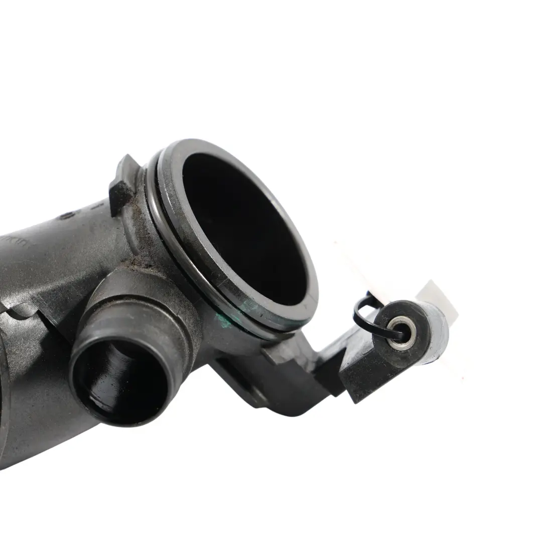 Lufteinlassschlauch Rohr für Audi A3 8V TT FV 2.0 TFSI Turbo mit Teilenummer 5Q0129635L Audi A3 8V TT FV 2.0 TFSI Turbo Lufteinlassschlauch Rohr - SKU 5Q0129635L - Teilenummer 5Q0129635L