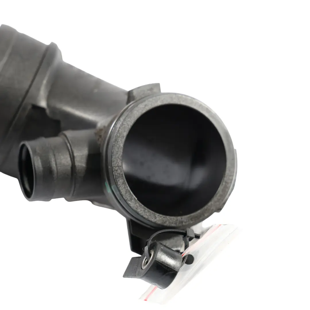 Intake Tubo Flessibile per Audi A3 8V TT FV 2.0 TFSI Turbo Air con numero di parte 5Q0129635L Audi A3 8V TT FV 2.0 TFSI Turbo Air Intake Tubo Flessibile - SKU 5Q0129635L - Numero di parte 5Q0129635L