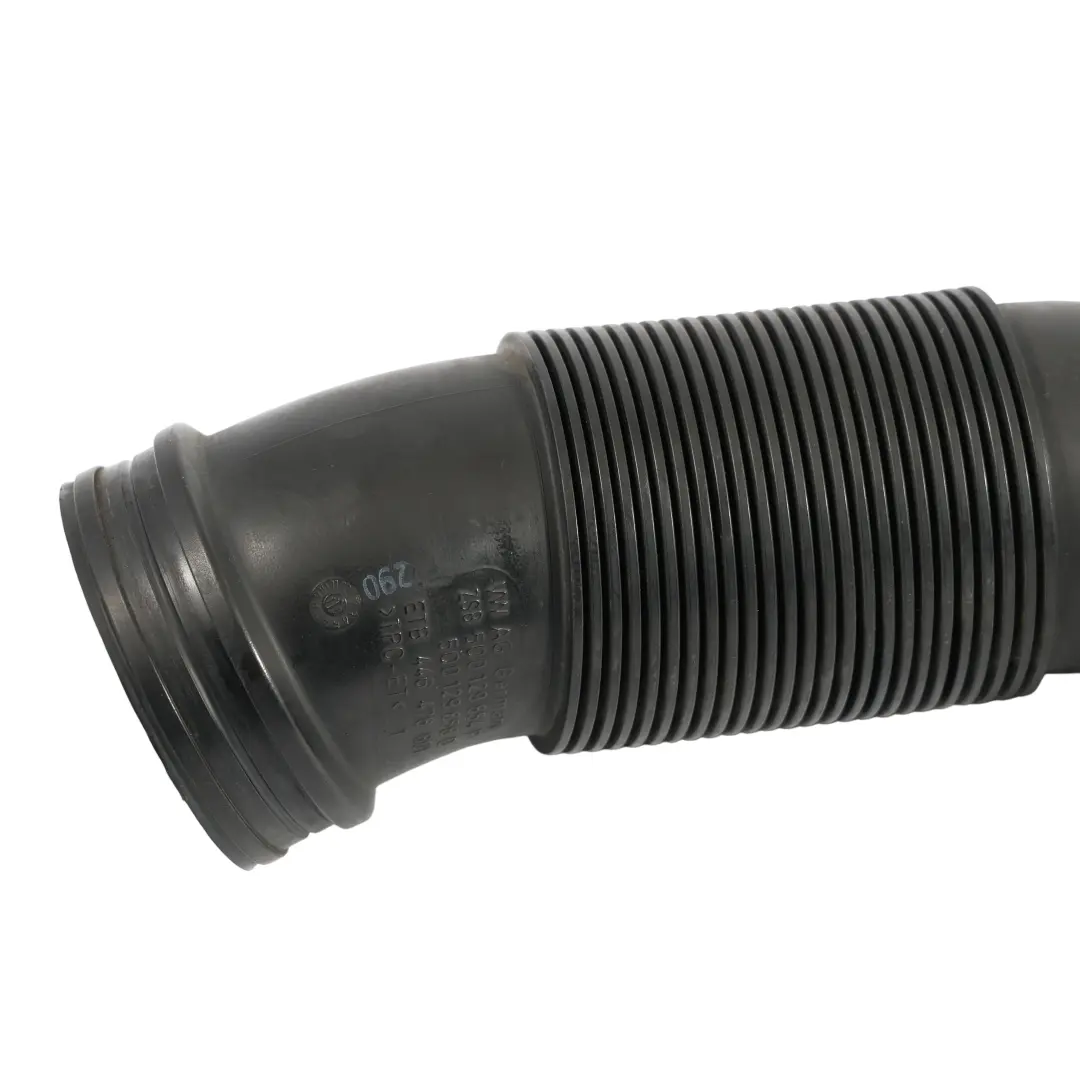 Intake Pipe Hose Duct 2.0 Petrol to VW Volkswagen Golf Mk7 Air with Part number 5Q0129654P VW Volkswagen Golf Mk7 Air Intake Pipe Hose Duct 2.0 Petrol - SKU 5Q0129654P - Part number 5Q0129654P