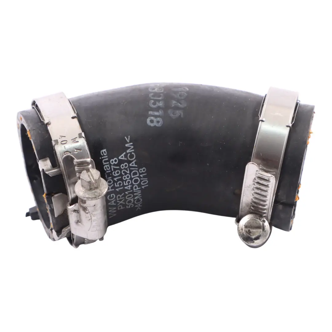 Przewód Wąż Intercoolera do Audi A3 S3 8V VW Golf GTI 2.0 TSI TFSI o numerze 5Q0145828A Audi A3 S3 8V VW Golf GTI 2.0 TSI TFSI Przewód Wąż Intercoolera - SKU 5Q0145828A - Numer Części 5Q0145828A