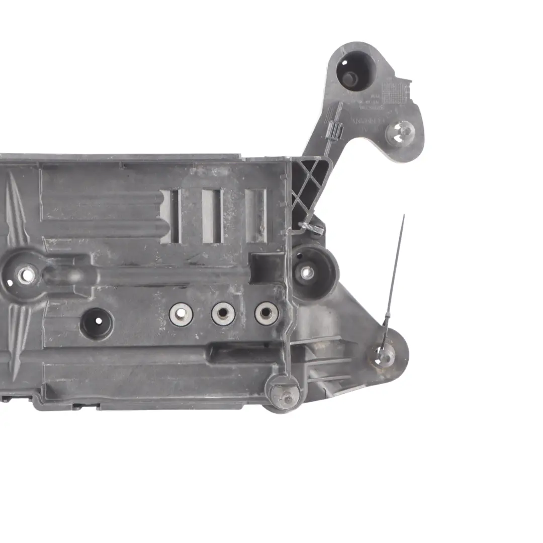 Audi S3 8V Soporte De Montaje Para Bandeja De Batería - SKU 5Q0915331K - Número de pieza 5Q0915331K
