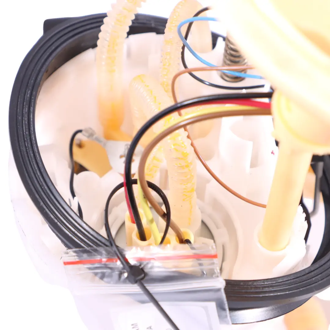 DTTC Kraft Stof Pumpen Sender Versorgungs für Audi Q2 GA 35 TDI Quattro mit Teilenummer 5Q0919088AM Audi Q2 GA 35 TDI Quattro DTTC Kraft Stof Pumpen Sender Versorgungs - SKU 5Q0919088AM - Teilenummer 5Q0919088AM