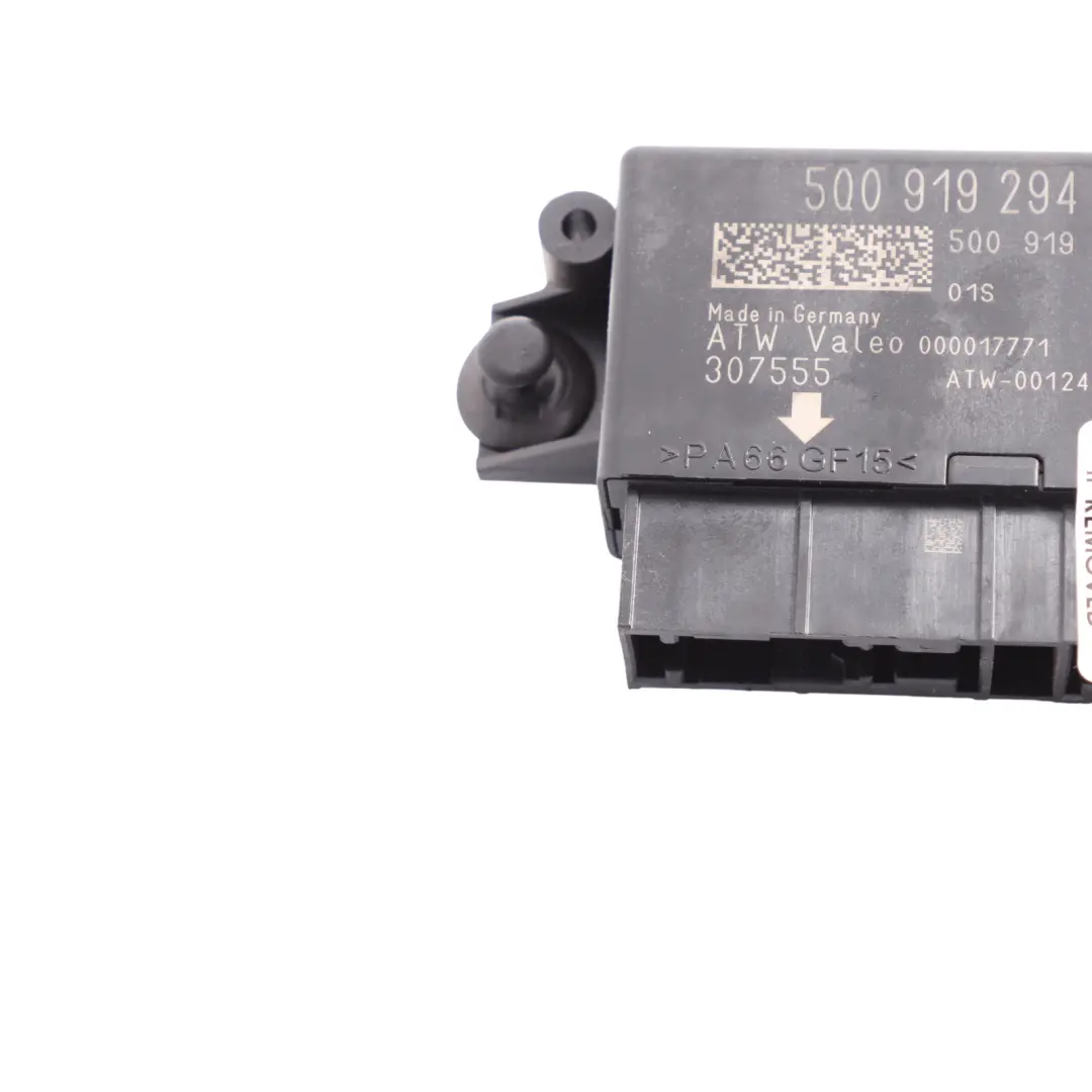 Modulo Sensore Controllo Distanza Parcheggio PDC ECU per Audi A3 8V con numero di parte 5Q0919294G Audi A3 8V Modulo Sensore Controllo Distanza Parcheggio PDC ECU - SKU 5Q0919294G - Numero di parte 5Q0919294G