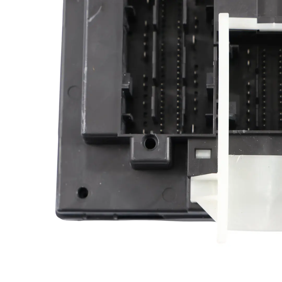 Module BCM Body Control Unit Module ECU to Audi S3 8V with Part number 5Q0937084CP Audi S3 8V Module BCM Body Control Unit Module ECU - SKU 5Q0937084CP - Part number 5Q0937084CP