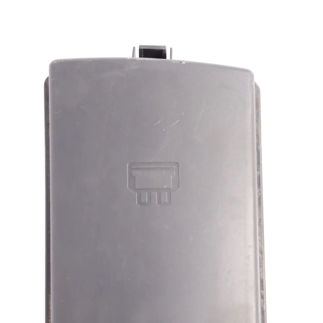 Audi A3 8V Couvercle De Boîte Fusibles Garniture Panneau - SKU 5Q0937132A - Numéro de pièce 5Q0937132A