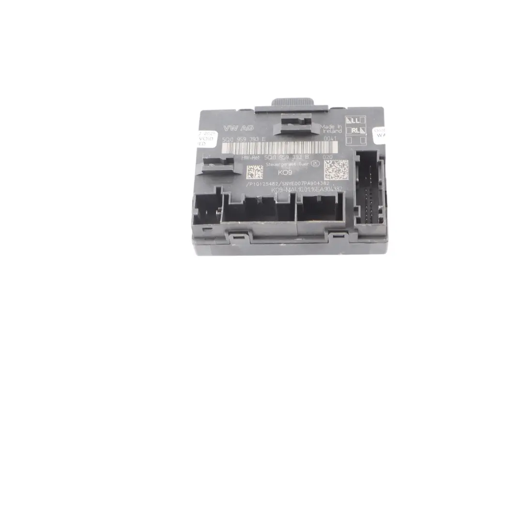 Front Door Control Module Unit Right O/S to Audi A3 8V with Part number 5Q0959393B Audi A3 8V Front Door Control Module Unit Right O/S - SKU 5Q0959393B - Part number 5Q0959393B