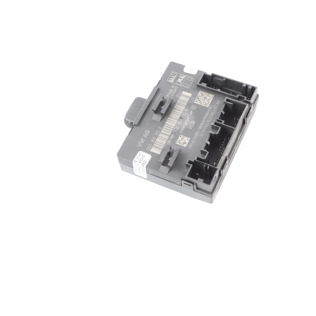 Front Door Control Module Unit Right O/S to Audi A3 8V with Part number 5Q0959393B Audi A3 8V Front Door Control Module Unit Right O/S - SKU 5Q0959393B - Part number 5Q0959393B