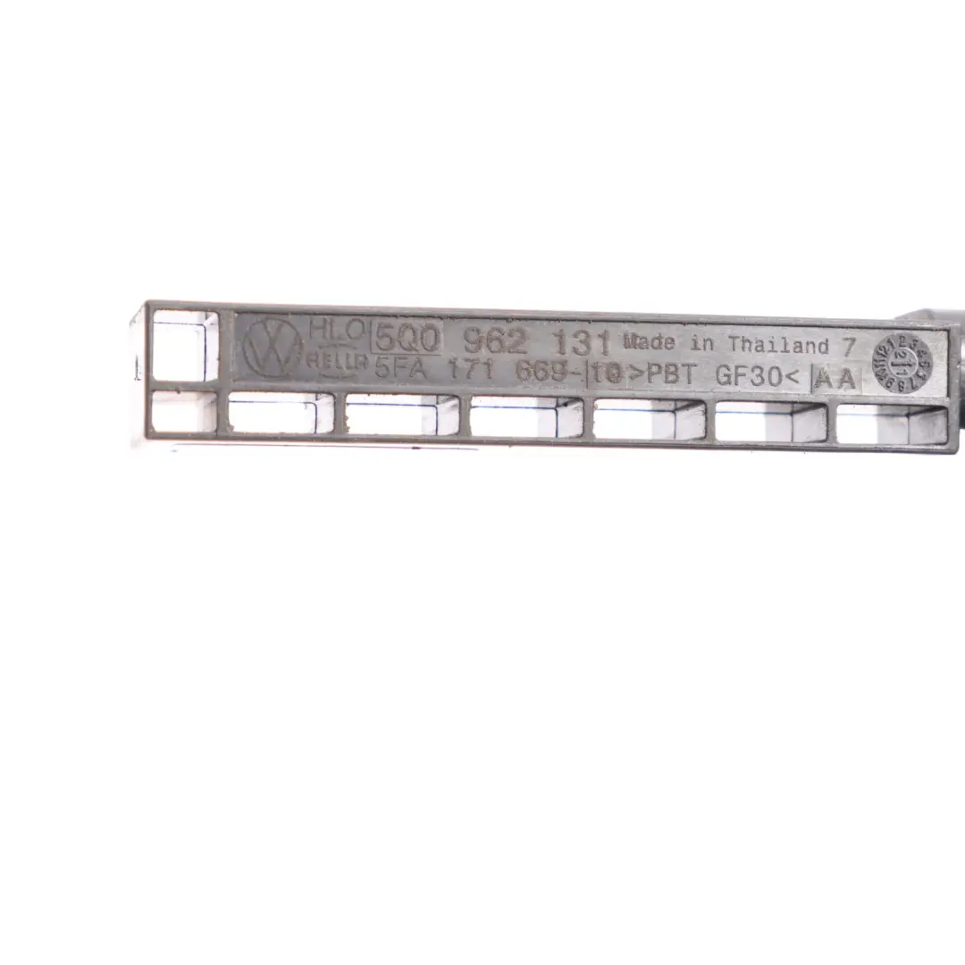 Modulo Di Controllo Antenna Audi Q3 RSQ3 F3 Accesso senza chiave per con numero di parte 5Q0962131 Modulo Di Controllo Antenna Audi Q3 RSQ3 F3 Accesso senza chiave - SKU 5Q0962131 - Numero di parte 5Q0962131