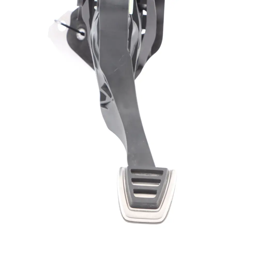 8Y Brake Clutch Pedal Box Assembly Manual Transmission to Audi A3 with Part number 5Q2721321D Audi A3 8Y Brake Clutch Pedal Box Assembly Manual Transmission - SKU RHD-5Q2721321D - Part number 5Q2721321D