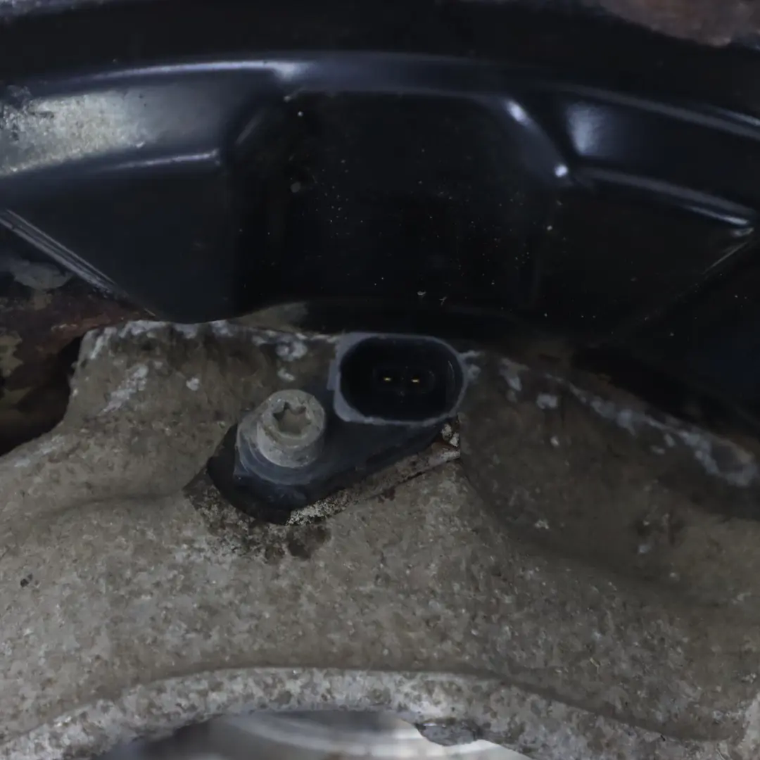 Audi Q2 GA Zwrotnica Piasta Koła Tył Tylna Lewa - SKU 5Q3505435A - Numer Części 5Q3505435A