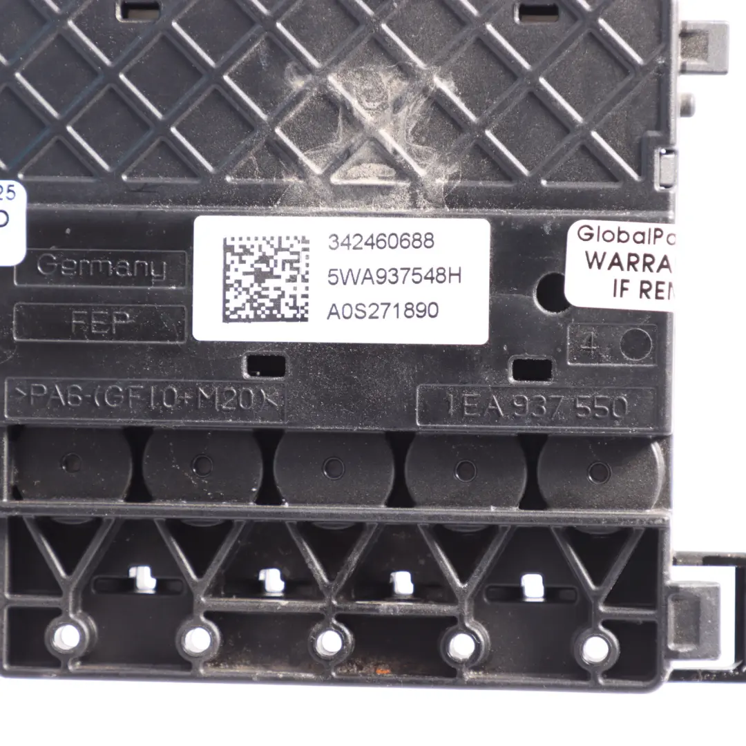 8Y Main Fuse Socket to Audi A3 with Part number 5WA937548H Audi A3 8Y Main Fuse Socket - SKU 5WA937548H - Part number 5WA937548H