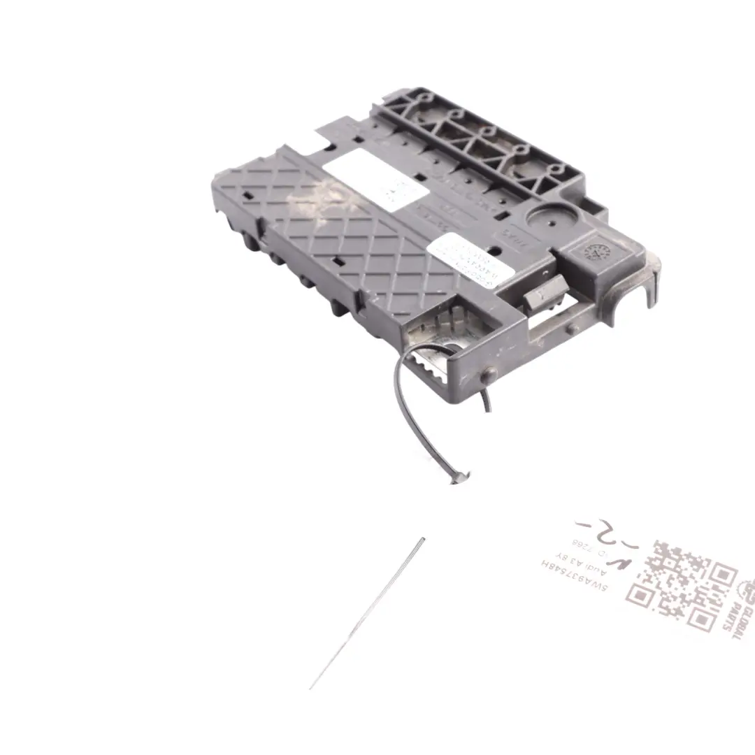 8Y Main Fuse Socket to Audi A3 with Part number 5WA937548H Audi A3 8Y Main Fuse Socket - SKU 5WA937548H - Part number 5WA937548H