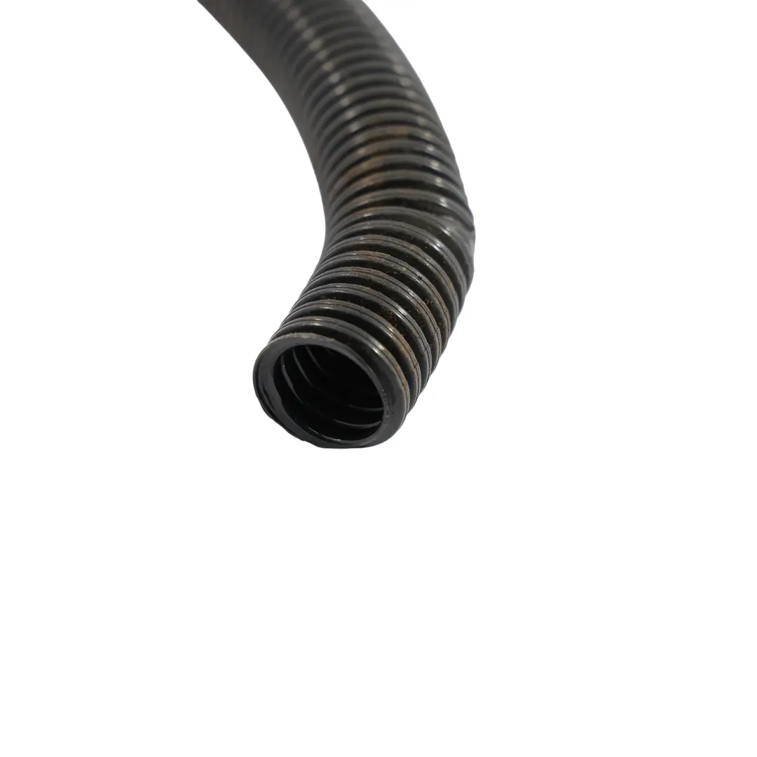 Tubo Di Sfiato Serbatoio Carburante Aspiratore per BMW E81 E82 E87 E88 con numero di parte 6764053 BMW E81 E82 E87 E88 Tubo Di Sfiato Serbatoio Carburante Aspiratore - SKU 6764053-1 - Numero di parte 6764053