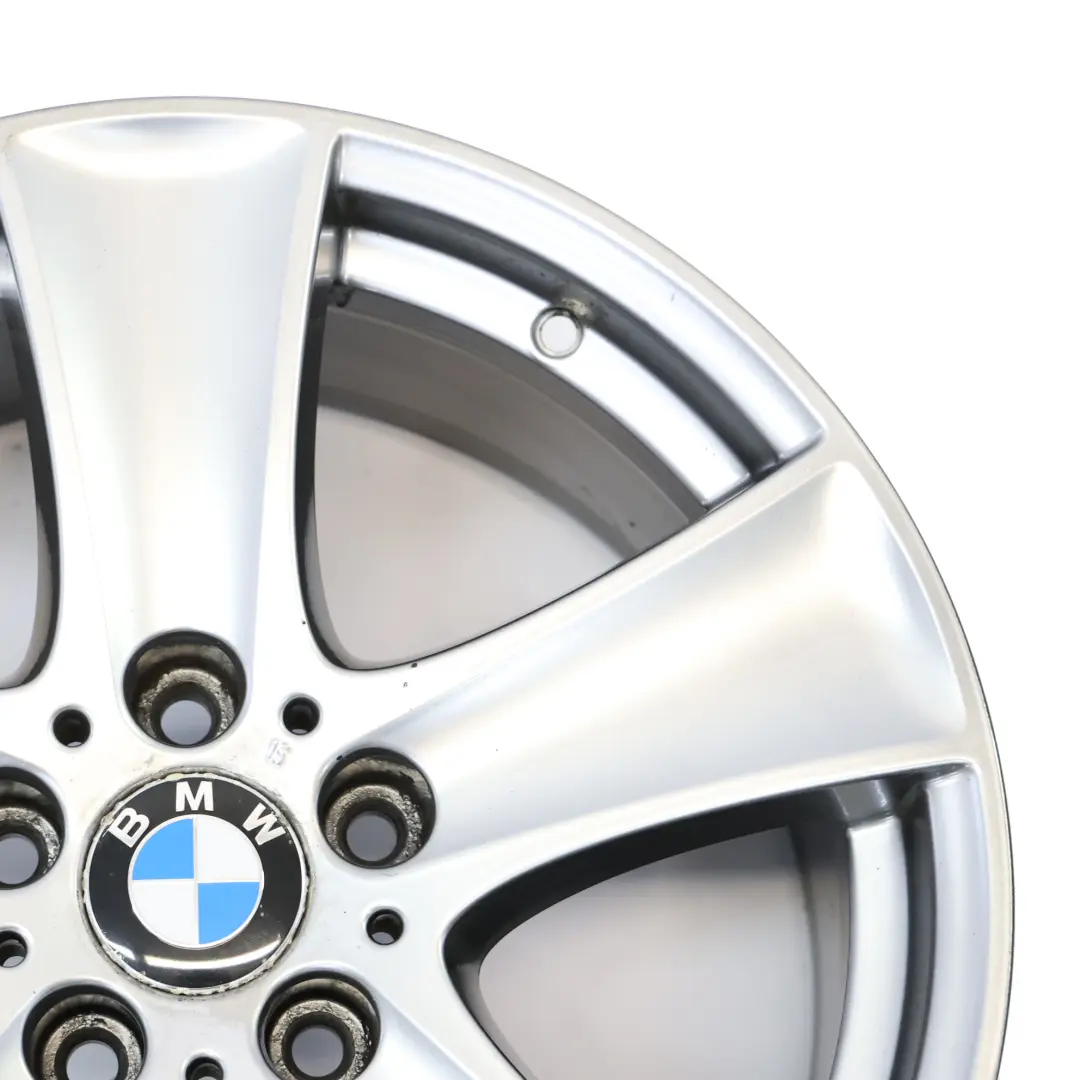 Felga Aluminiowa Srebrna 18" ET:46 8.5J Star Spoke 209 do BMW X5 E70 o numerze 6770200 BMW X5 E70 Felga Aluminiowa Srebrna 18" ET:46 8.5J Star Spoke 209 - SKU 6770200-5 - Numer Części 6770200