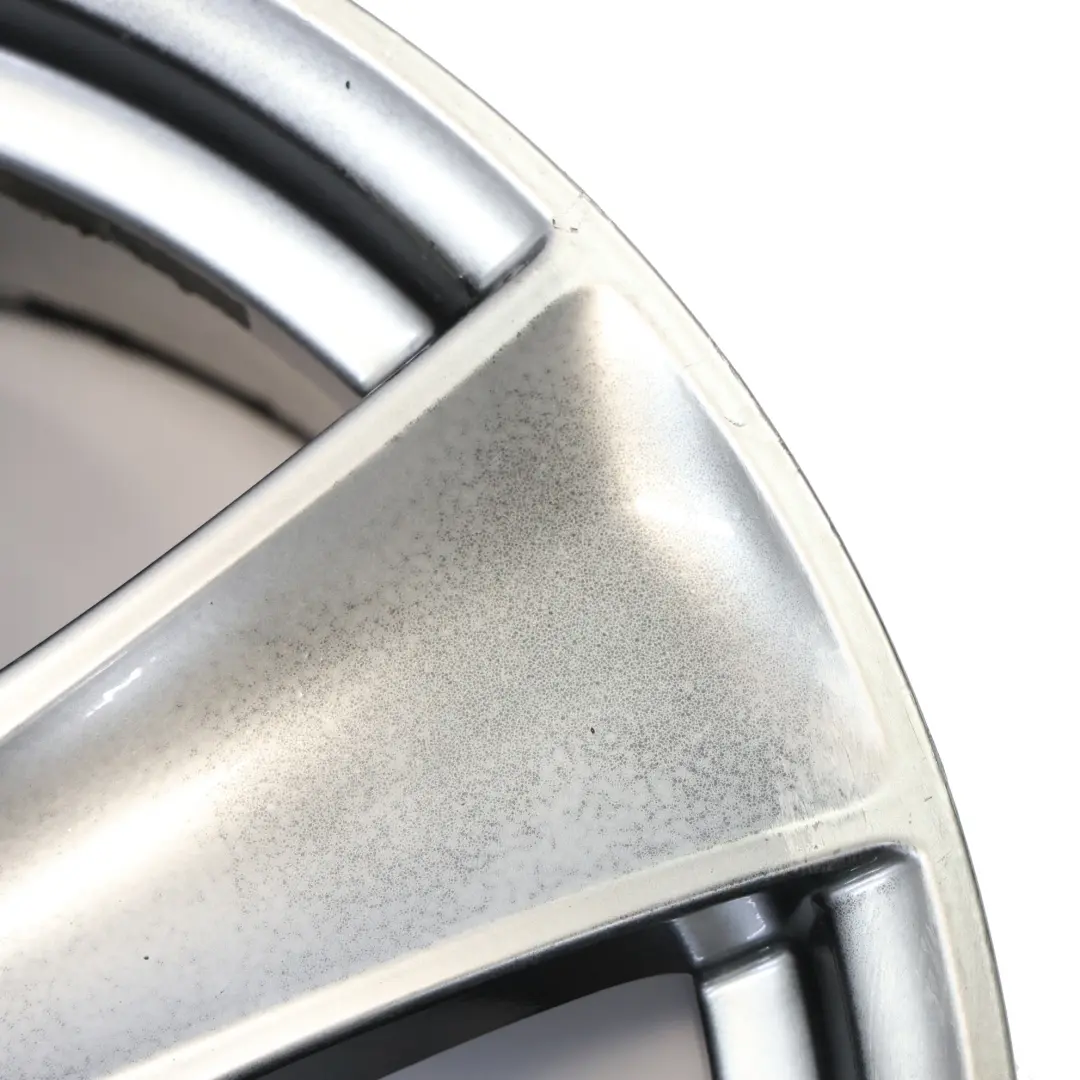 Silberne Alufelge 18" ET:46 8.5J Sternspeiche 209 für BMW X5 E70 mit Teilenummer 6770200 BMW X5 E70 Silberne Alufelge 18" ET:46 8.5J Sternspeiche 209 - SKU 6770200-6 - Teilenummer 6770200