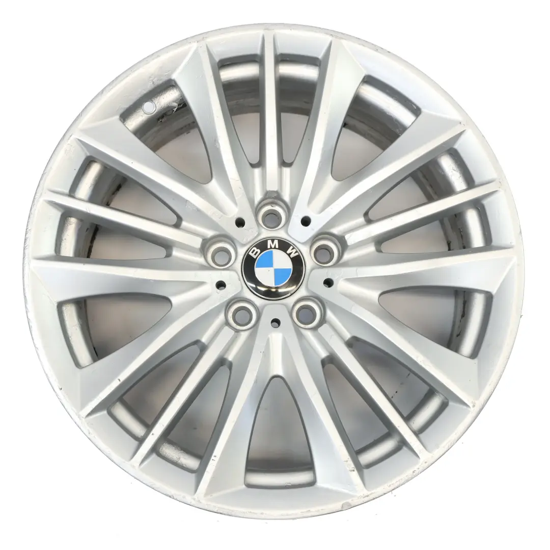 Silberne Alufelge 19" BMW F06 F10 F11 8.5J ET:33 W-Speiche 332 für mit Teilenummer 6791383 Silberne Alufelge 19" BMW F06 F10 F11 8.5J ET:33 W-Speiche 332 - SKU 6791383-1 - Teilenummer 6791383