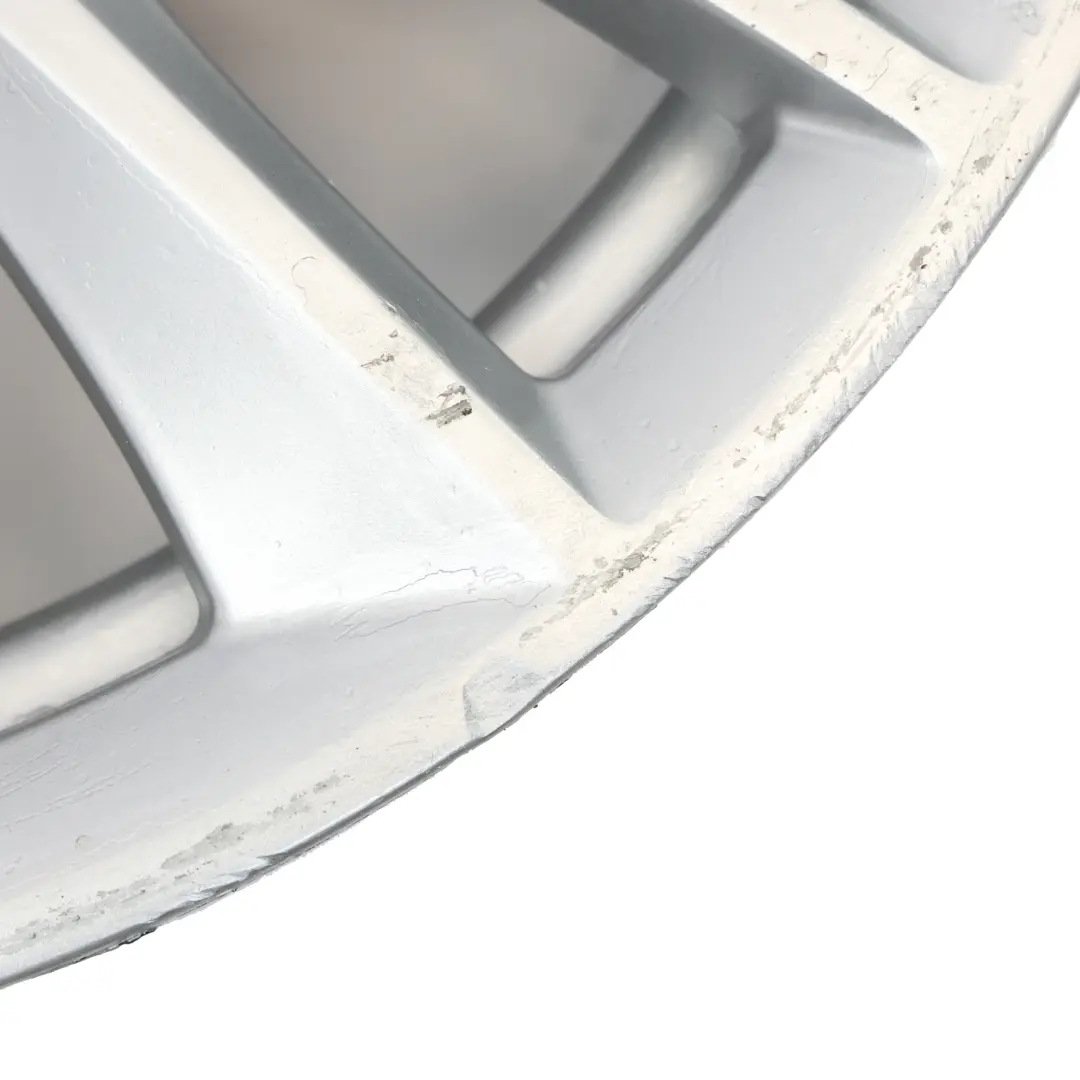 Silberne Alufelge 19" BMW F06 F10 F11 8.5J ET:33 W-Speiche 332 für mit Teilenummer 6791383 Silberne Alufelge 19" BMW F06 F10 F11 8.5J ET:33 W-Speiche 332 - SKU 6791383-1 - Teilenummer 6791383