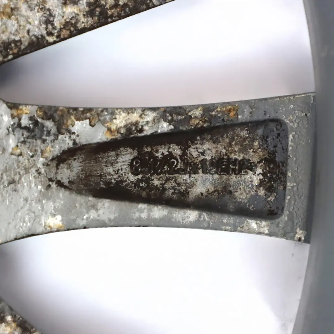 Felga Aluminiowa Srebrna 19" 8.5J ET:33 W-Spoke 332 do BMW F06 F10 F11 o numerze 6791383 BMW F06 F10 F11 Felga Aluminiowa Srebrna 19" 8.5J ET:33 W-Spoke 332 - SKU 6791383-2 - Numer Części 6791383