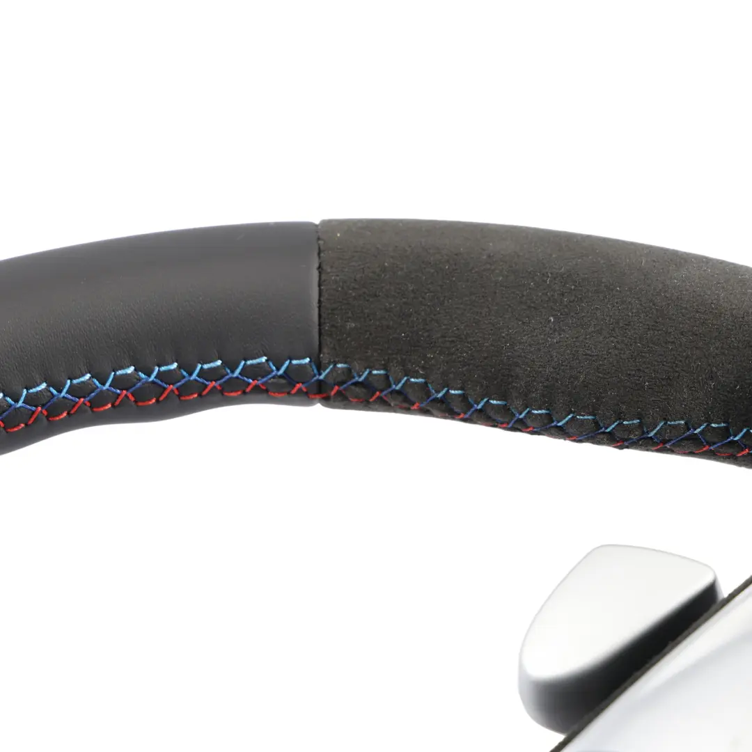 NOUVEAU Volant Sport en Cuir Noir Alcantara Déplacement palettes pour Mini Cooper R56 à propos du numéro de pièce 6794625 Mini Cooper R56 NOUVEAU Volant Sport en Cuir Noir Alcantara Déplacement palettes - SKU 6794625-8 - Numéro de pièce 6794625