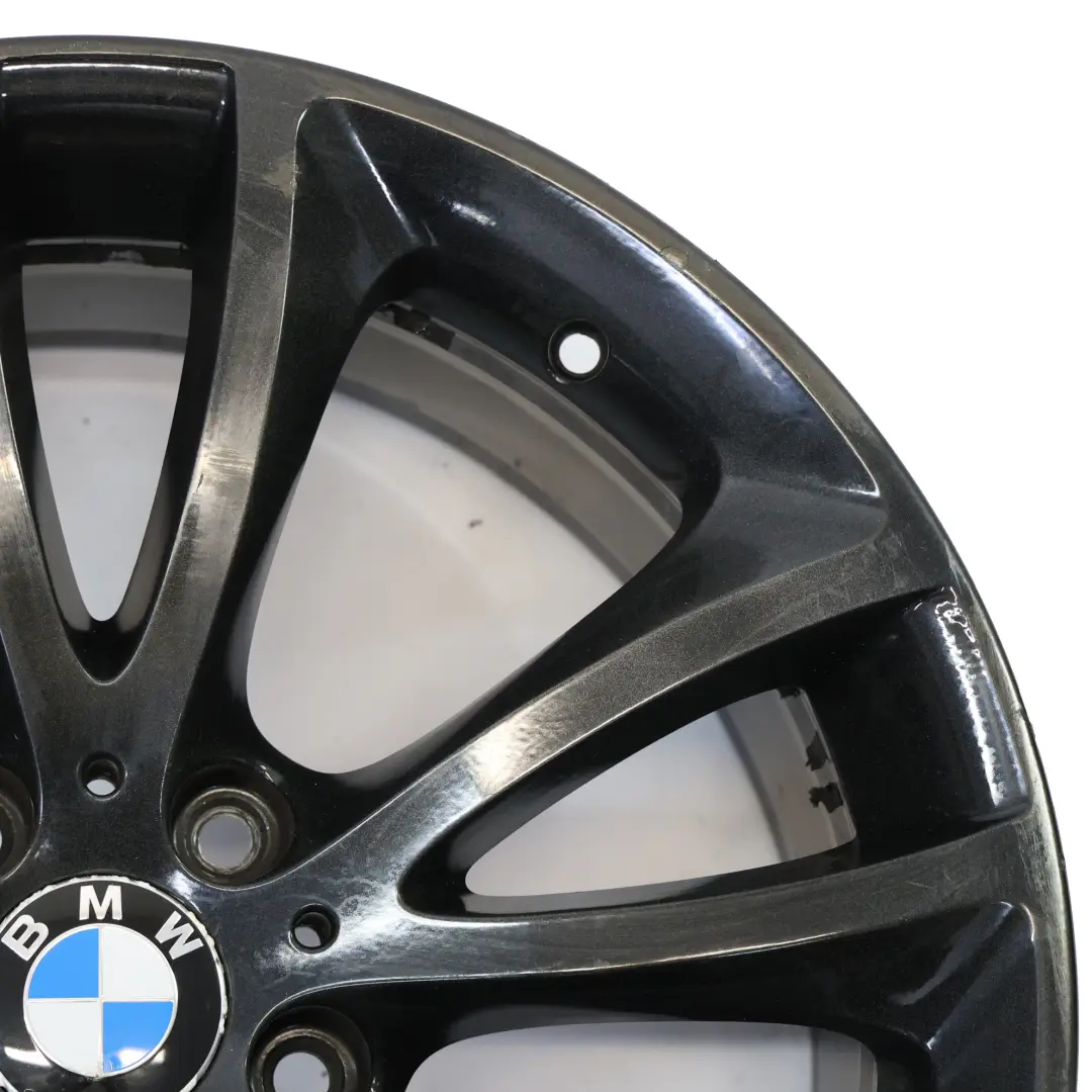 Alufelge Vorne 19" 8,5J ET:33 V-Speiche 366 für BMW F10 F11 F12 mit Teilenummer 6794690 BMW F10 F11 F12 Alufelge Vorne 19" 8,5J ET:33 V-Speiche 366 - SKU 6794690-1 - Teilenummer 6794690