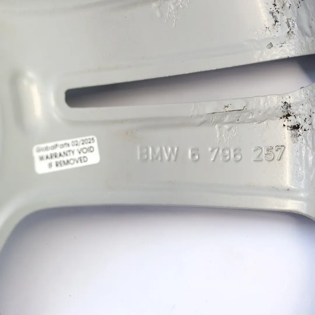 Jante Alliage Argenté 19" 8,5J Double Spoke 401 ET:47 pour BMW F30 F31 F32 à propos du numéro de pièce 6796257 BMW F30 F31 F32 Jante Alliage Argenté 19" 8,5J Double Spoke 401 ET:47 - SKU 6796257-1 - Numéro de pièce 6796257