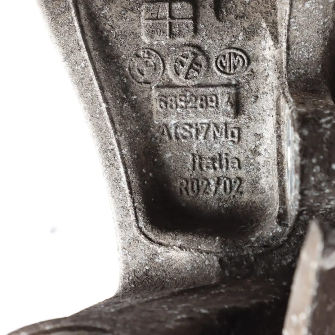 Radträger BMW F12 F13 Nabe Spindel Hinterachse Aufhängung Rechts für mit Teilenummer 6852894 Radträger BMW F12 F13 Nabe Spindel Hinterachse Aufhängung Rechts - SKU 6852894 - Teilenummer 6852894