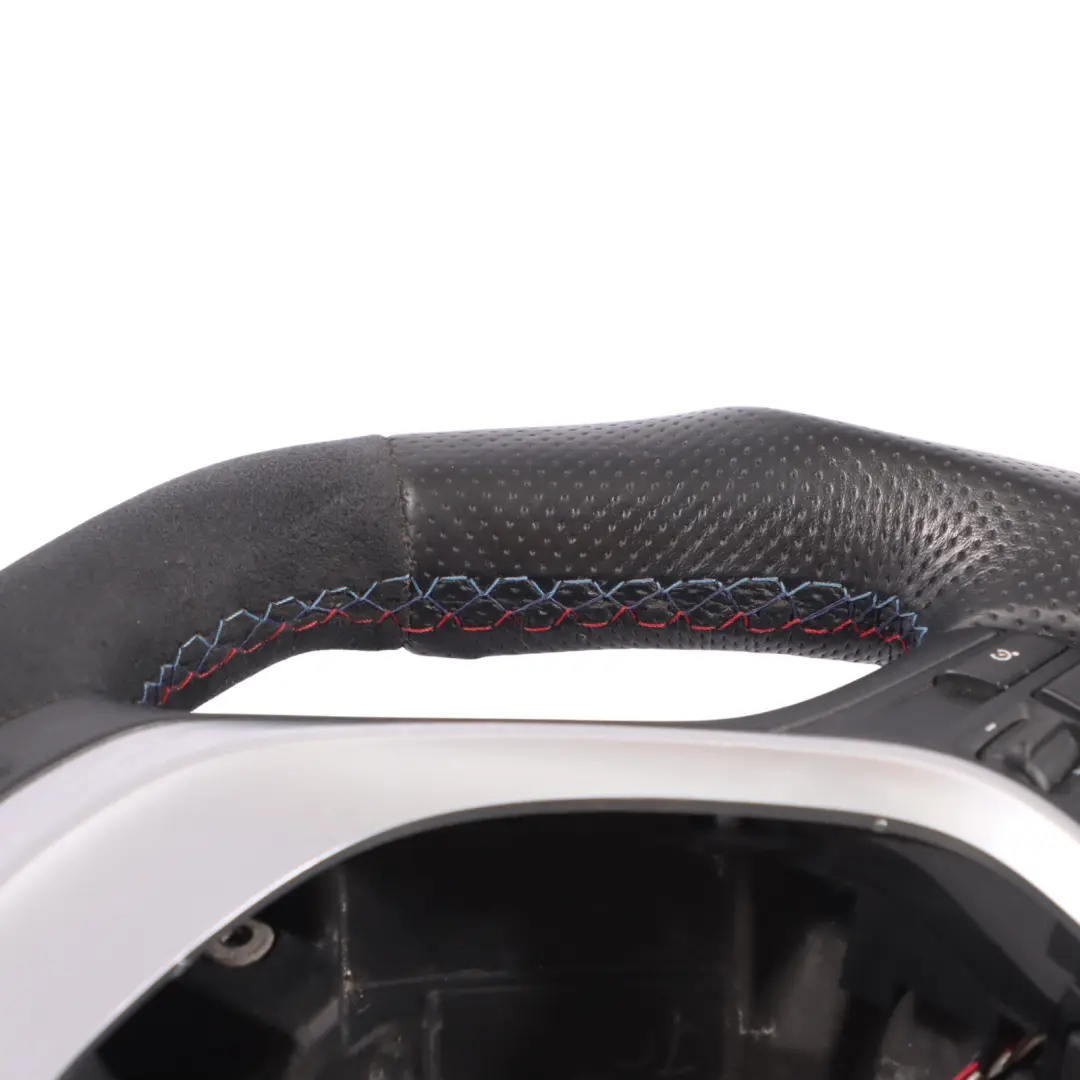 Kierownica M Sport Pakiet Czarna Skóra Alcantara do BMW F20 F30 F31 F32 F34 o numerze 6863346 BMW F20 F30 F31 F32 F34 Kierownica M Sport Pakiet Czarna Skóra Alcantara - SKU 6863346-6 - Numer Części 6863346