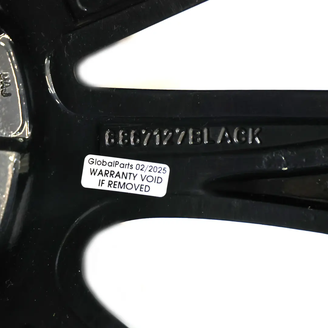 Schwarz Alufelge 17" V Speiche 236 8J ET:30 für BMW F10 F11 F12 mit Teilenummer 6867127 BMW F10 F11 F12 Schwarz Alufelge 17" V Speiche 236 8J ET:30 - SKU 6867127-1 - Teilenummer 6867127