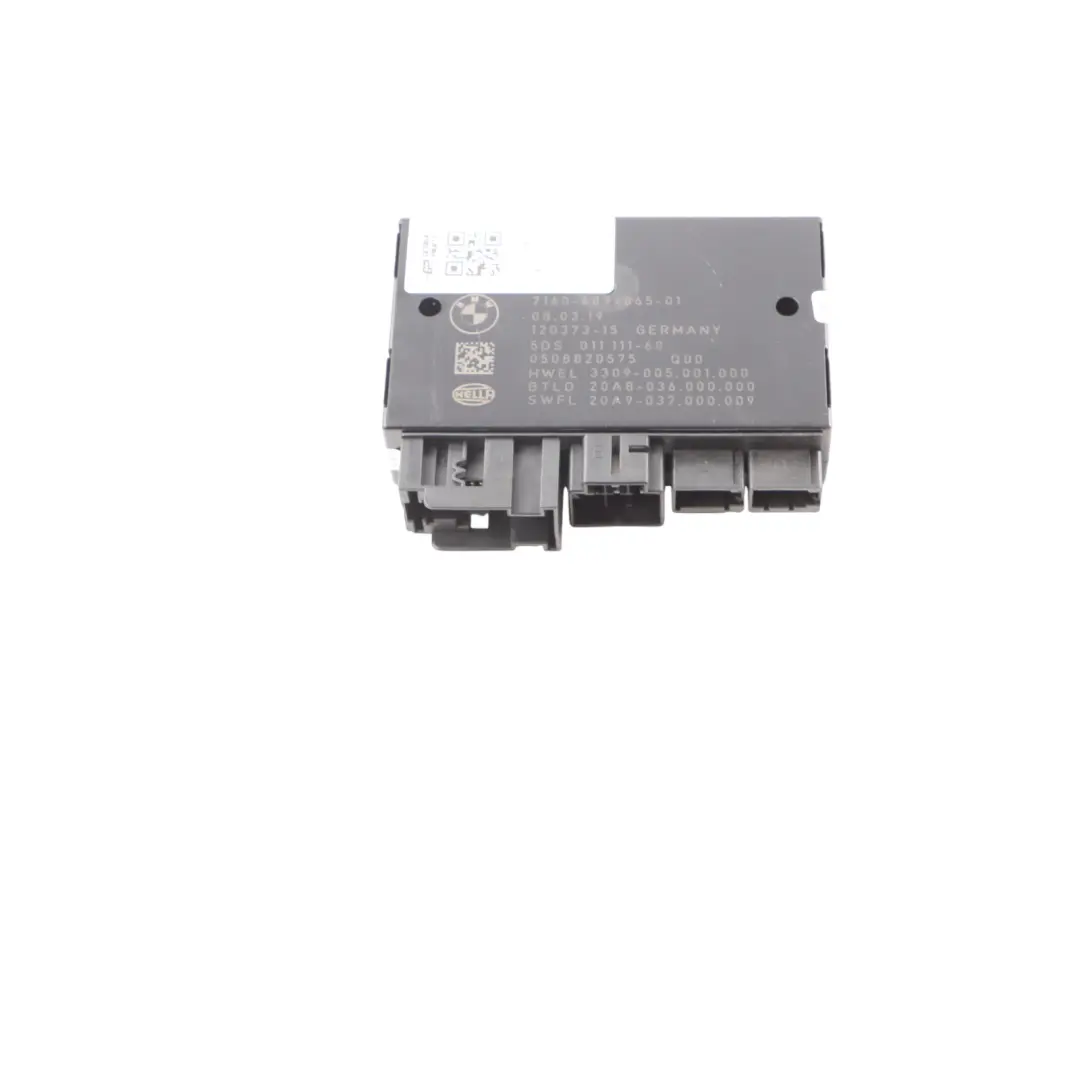 Control Unit Trailer Tow Hitch to BMW G01 G02 G20 G30 F98 with Part number 6894065 BMW G01 G02 G20 G30 F98 Control Unit Trailer Tow Hitch - SKU 6894065 - Part number 6894065