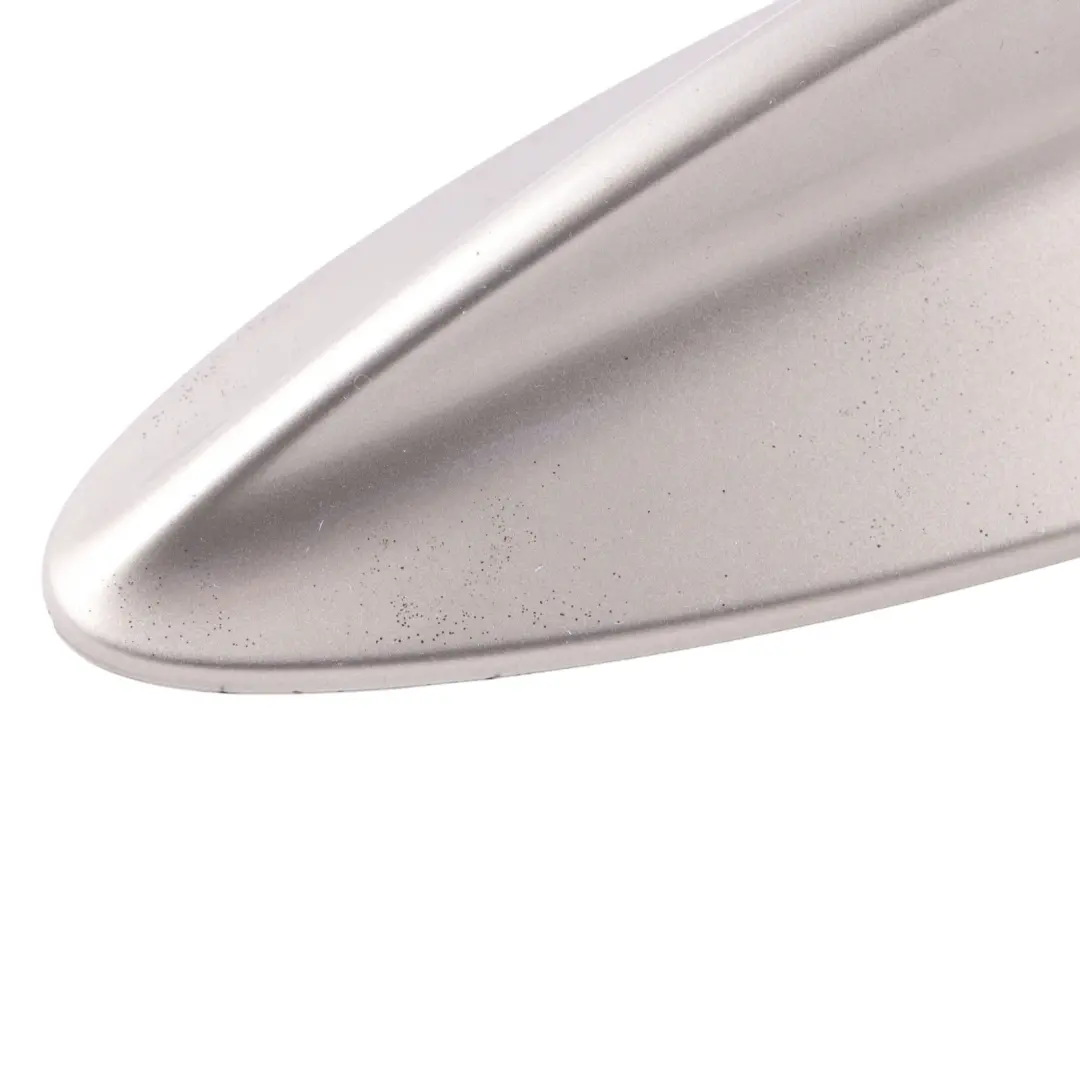 Cubierta Antena Aleta Tiburón Techo Plata Cachemira A72 para BMW X1 E84 E91 con número de pieza 6955557 BMW X1 E84 E91 Cubierta Antena Aleta Tiburón Techo Plata Cachemira A72 - SKU 6955557-KAS - Número de pieza 6955557