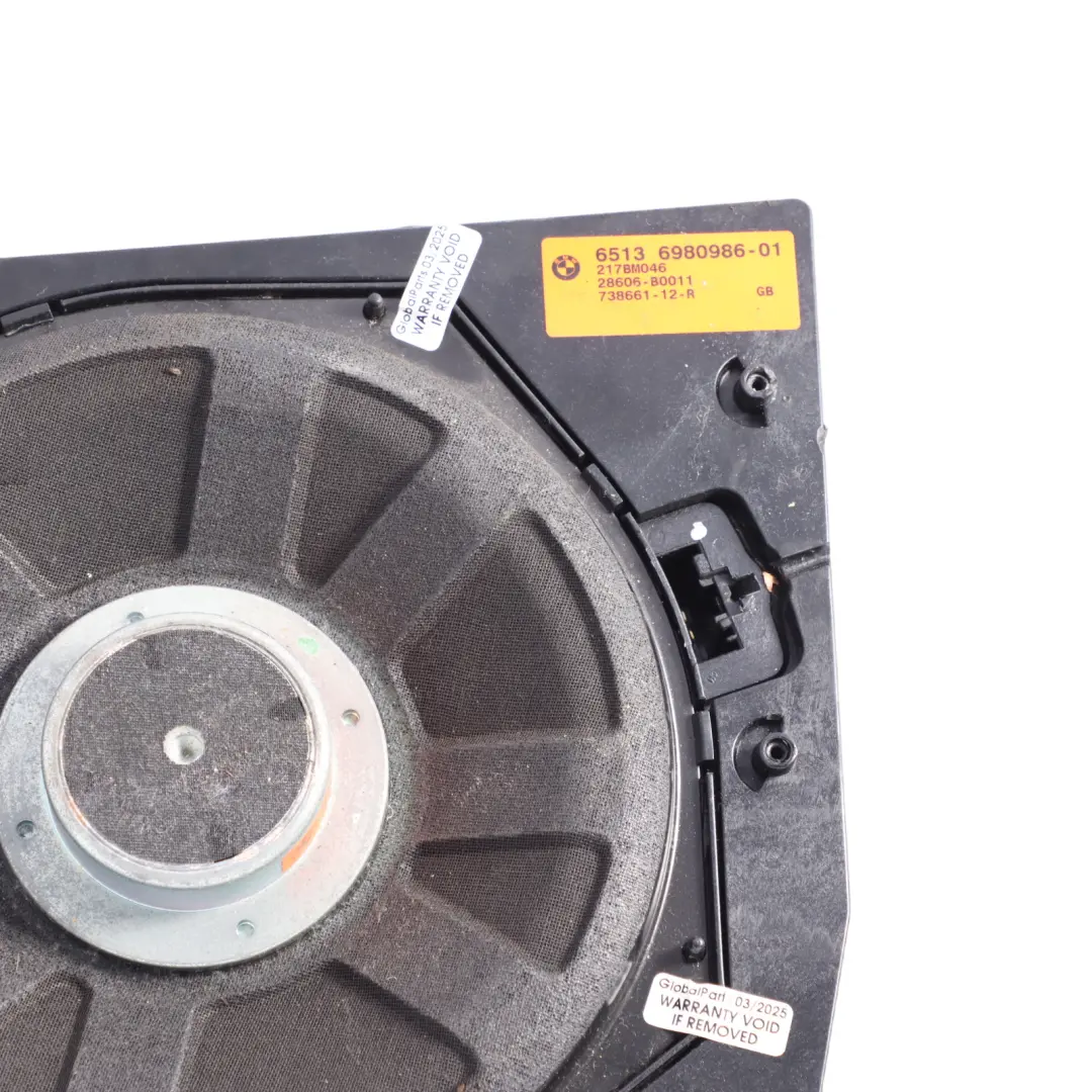 Central Bass Speaker Right O/S Stereo to BMW X3 E83 with Part number 6980986 BMW X3 E83 Central Bass Speaker Right O/S Stereo - SKU 6980986 - Part number 6980986