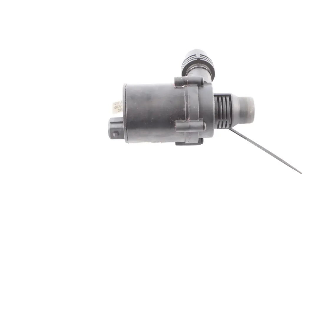 Bomba Agua Auxiliar Adicional para BMW E60 E61 E63 E64 con número de pieza 6988960 BMW E60 E61 E63 E64 Bomba Agua Auxiliar Adicional - SKU 6988960 - Número de pieza 6988960