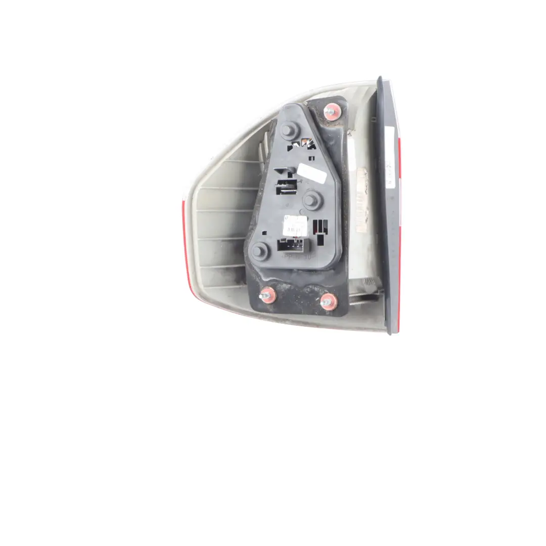 Light In The Side Panel Lamp White Right O/S 2 to BMW X3 E83 Rear with Part number 6990170 BMW X3 E83 Rear Light In The Side Panel Lamp White Right O/S 2 - SKU 6990170-2 - Part number 6990170