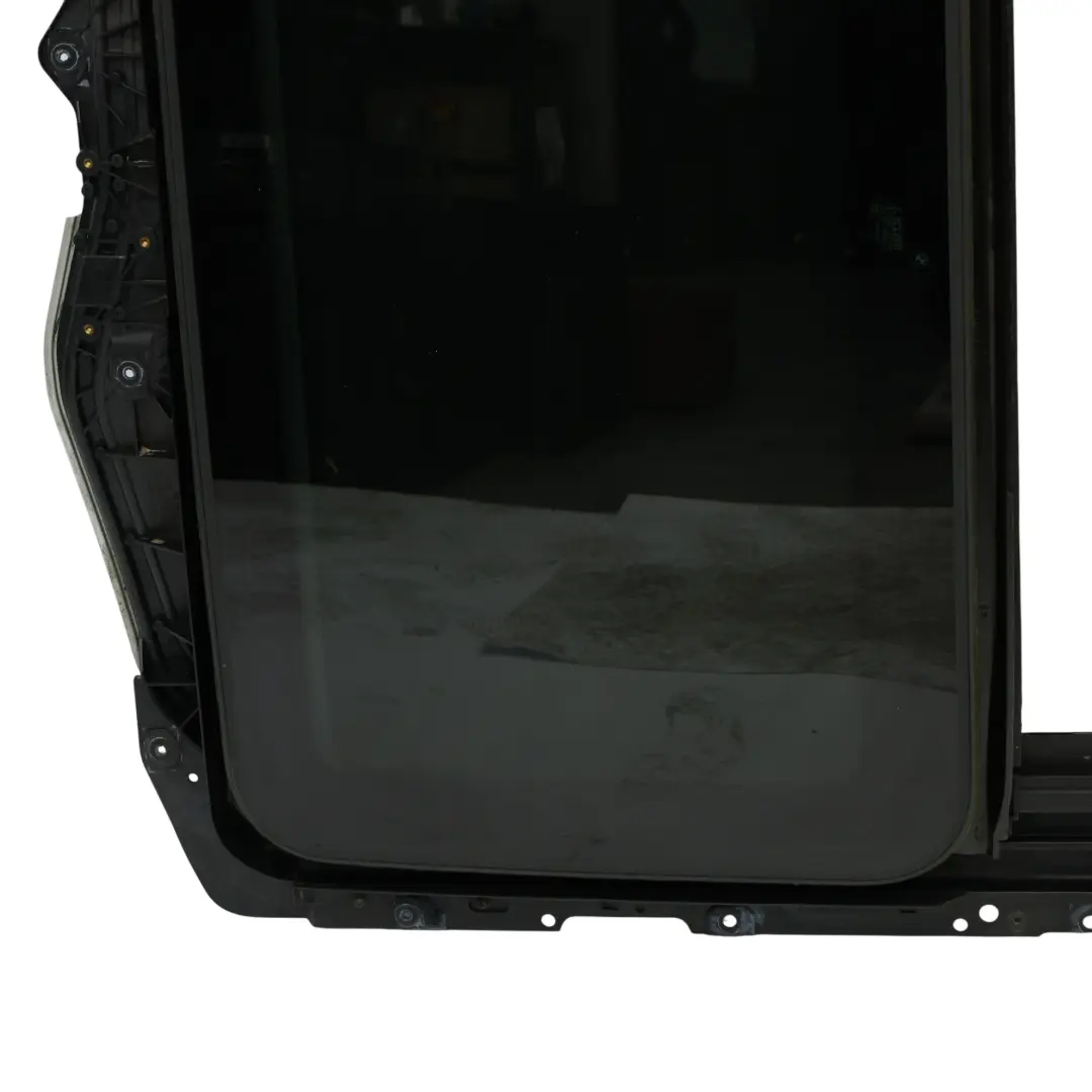 Szyberdach Szary M-Pakiet do BMW E81 E87 o numerze 7046143 BMW E81 E87 Szyberdach Szary M-Pakiet - SKU 7046143 - Numer Części 7046143