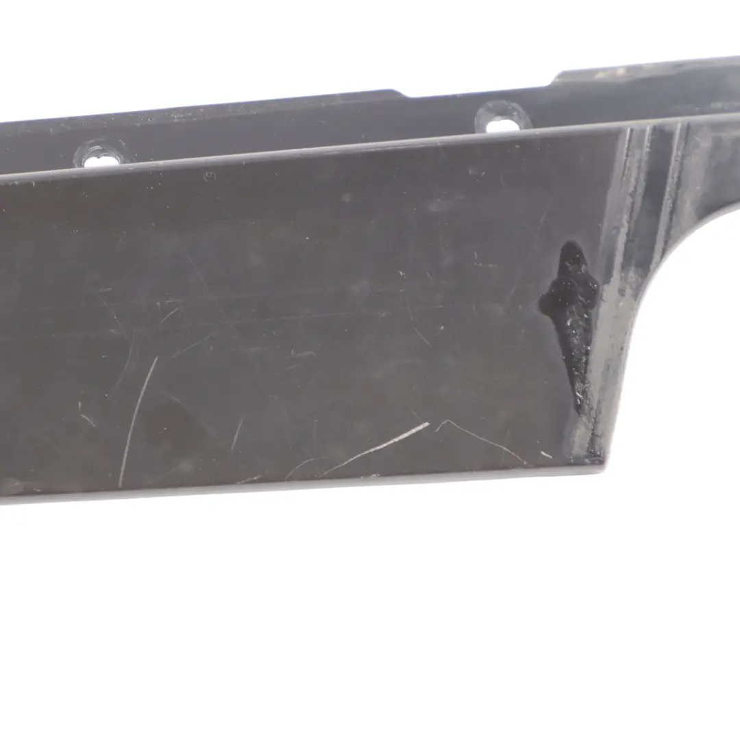 Finisher Window Frame B-Pillar Cover Front Right Door O/S to BMW E87 with Part number 7068100 BMW E87 Finisher Window Frame B-Pillar Cover Front Right Door O/S - SKU 7068100-1 - Part number 7068100