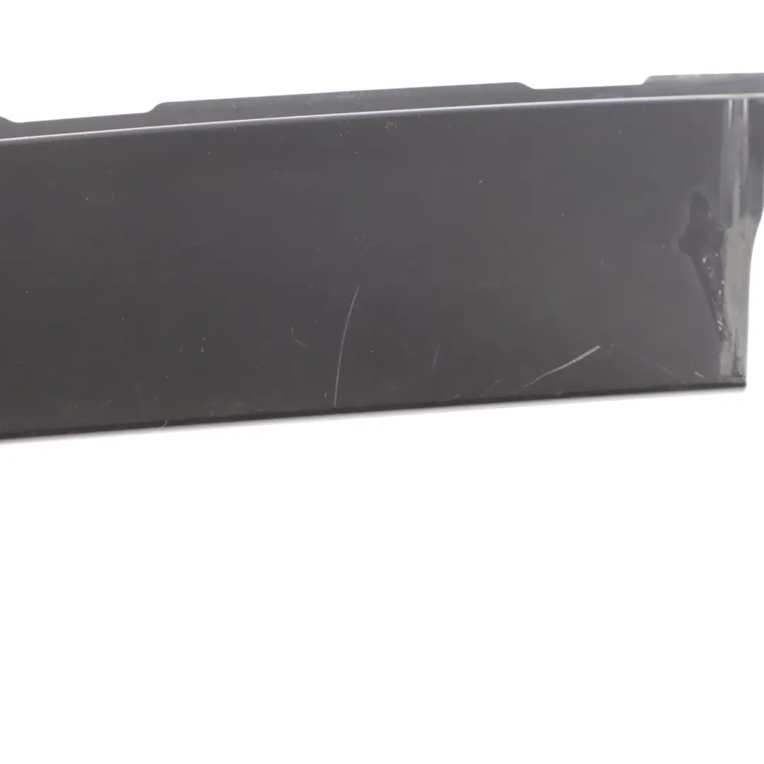 Finisher Window Frame B-Pillar Cover Front Right Door O/S to BMW E87 with Part number 7068100 BMW E87 Finisher Window Frame B-Pillar Cover Front Right Door O/S - SKU 7068100-1 - Part number 7068100