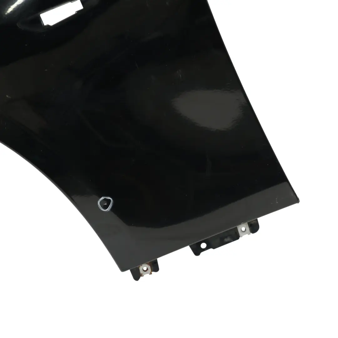 BMW E60 E61 Parafango Anteriore Sinistro Schwarz 2 Nero - 668 - SKU 7111429-SCH1 - Numero di parte 7111429