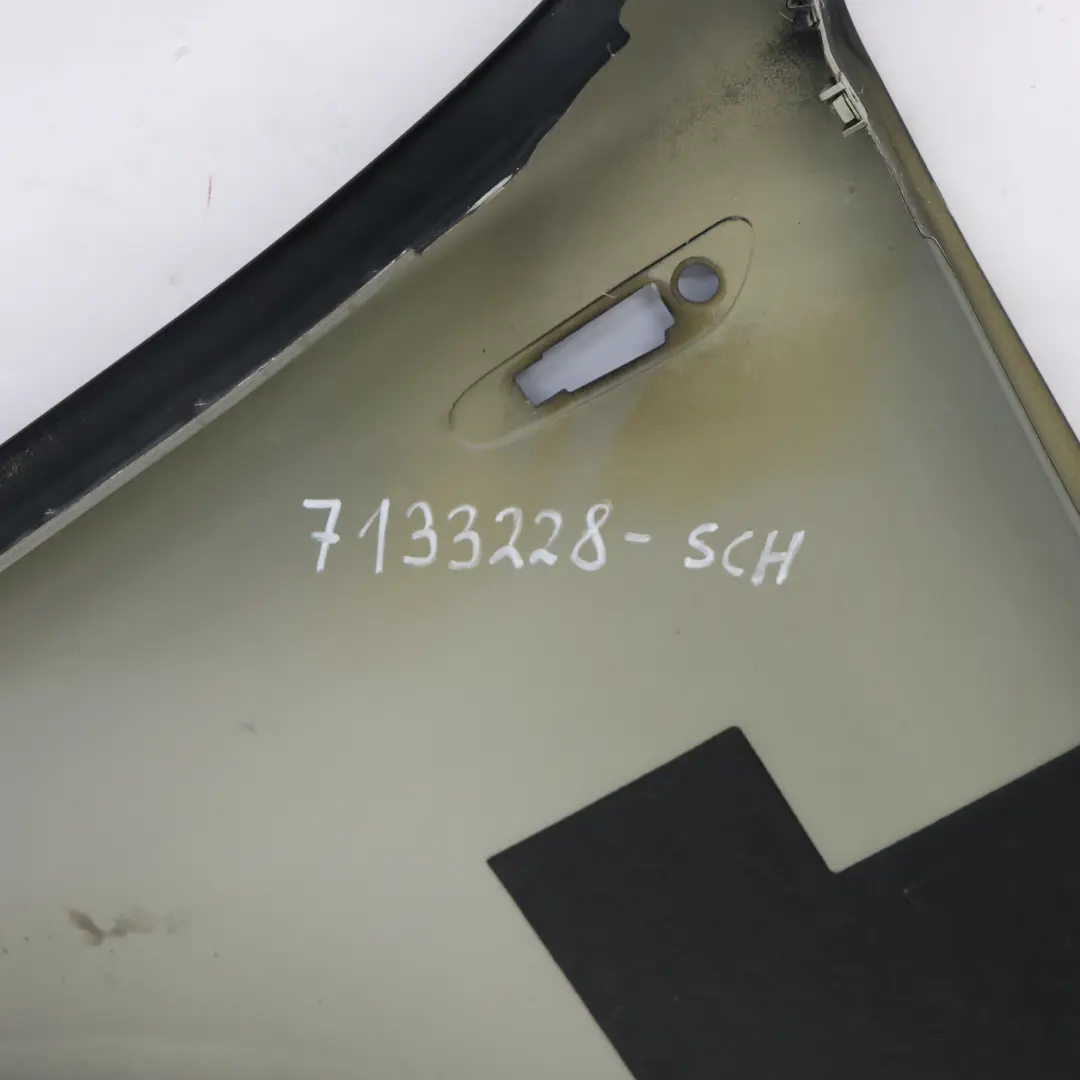 BMW E81 E82 E87 E88 LCI Seitenwand Vorne Rechts Kotflügel Schwarz 2 - 668 - SKU 7133228-SCH - Teilenummer 7133228
