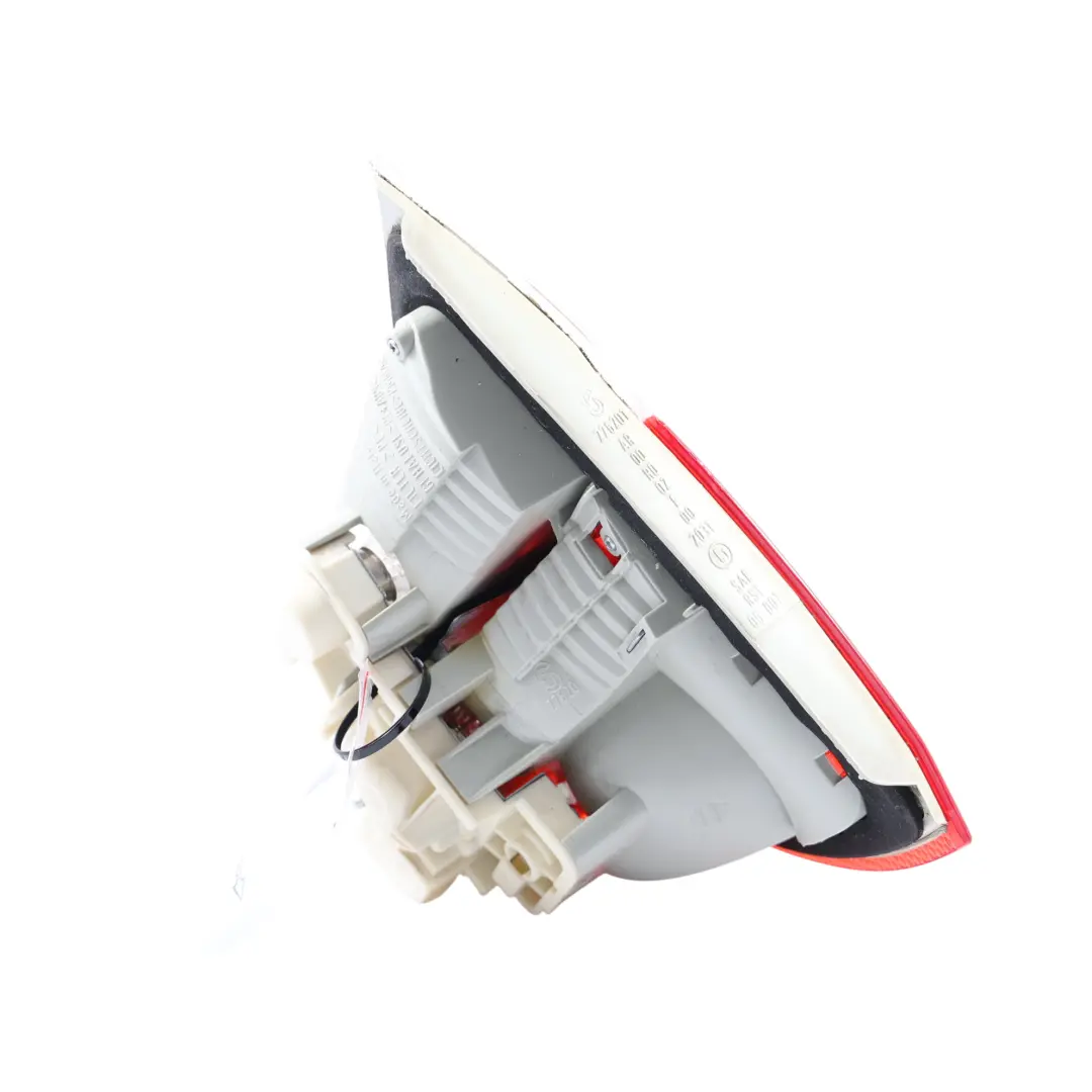 BMW 3 Serie E91 Feu Arriere, Coffre gauche - SKU 7160063 - Numéro de pièce 7160063
