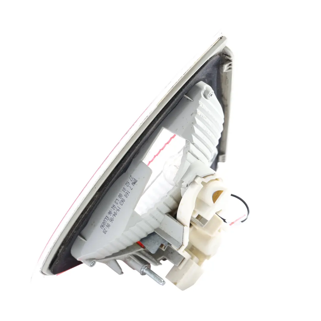 BMW 3 Serie E91 Feu Arriere, Coffre gauche - SKU 7160063 - Numéro de pièce 7160063
