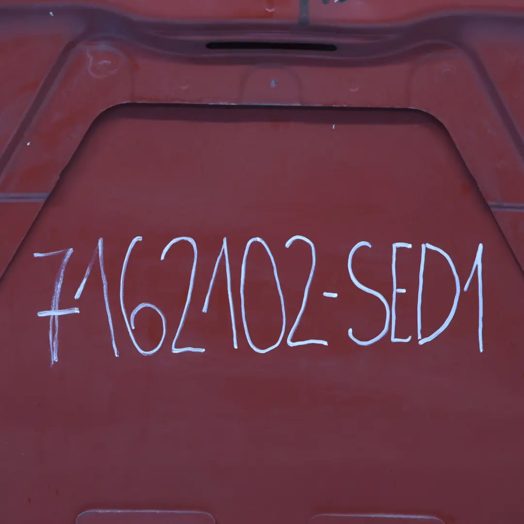 BMW E81 E87 Maska Pokrywa Silnika Sedonarot Czerwony Metalik - A79 - SKU 7162102-SED1 - Numer Części 7162102
