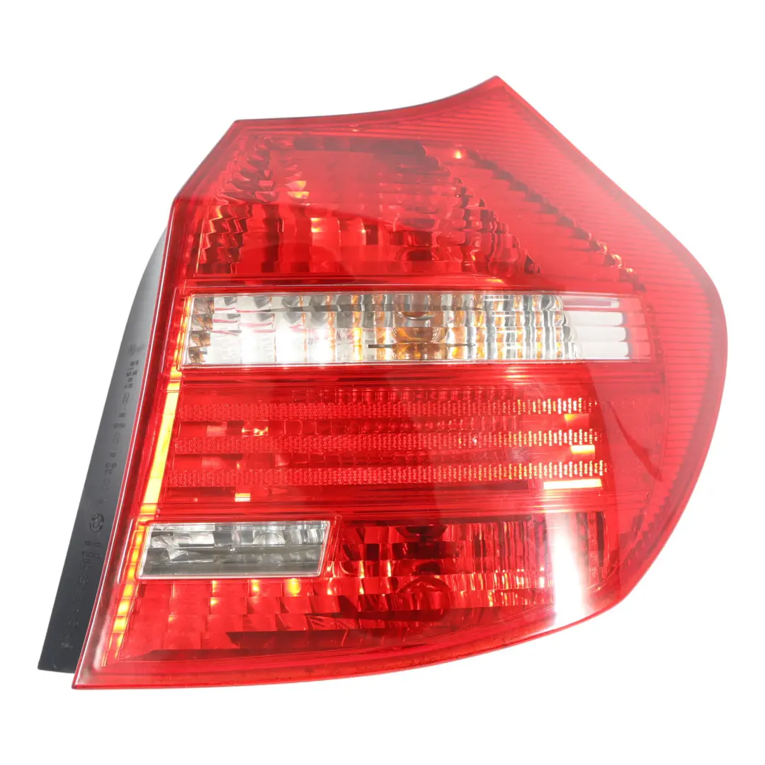 Rücklicht Rück leuchte Rechts für BMW E81 E87 LCI mit Teilenummer 7164956 BMW E81 E87 LCI Rücklicht Rück leuchte Rechts - SKU 7164956-1 - Teilenummer 7164956