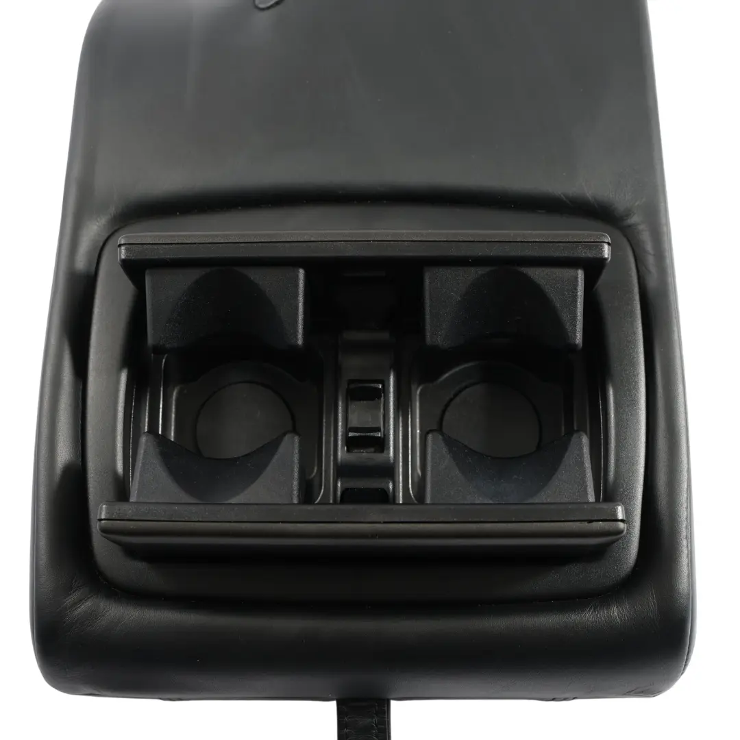 Mittelkonsole Armlehne Rücksitz Cup Holder Trim Schwarz für BMW X5 E70 mit Teilenummer 7171116 BMW X5 E70 Mittelkonsole Armlehne Rücksitz Cup Holder Trim Schwarz - SKU 7171116-1 - Teilenummer 7171116