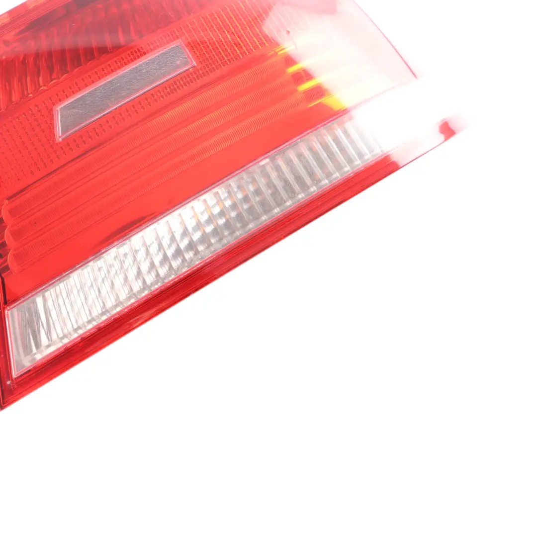 Luz Trasera En El Panel Lateral Derecho para BMW E92 Coupe con número de pieza 7174404 BMW E92 Coupe Luz Trasera En El Panel Lateral Derecho - SKU 7174404-3 - Número de pieza 7174404