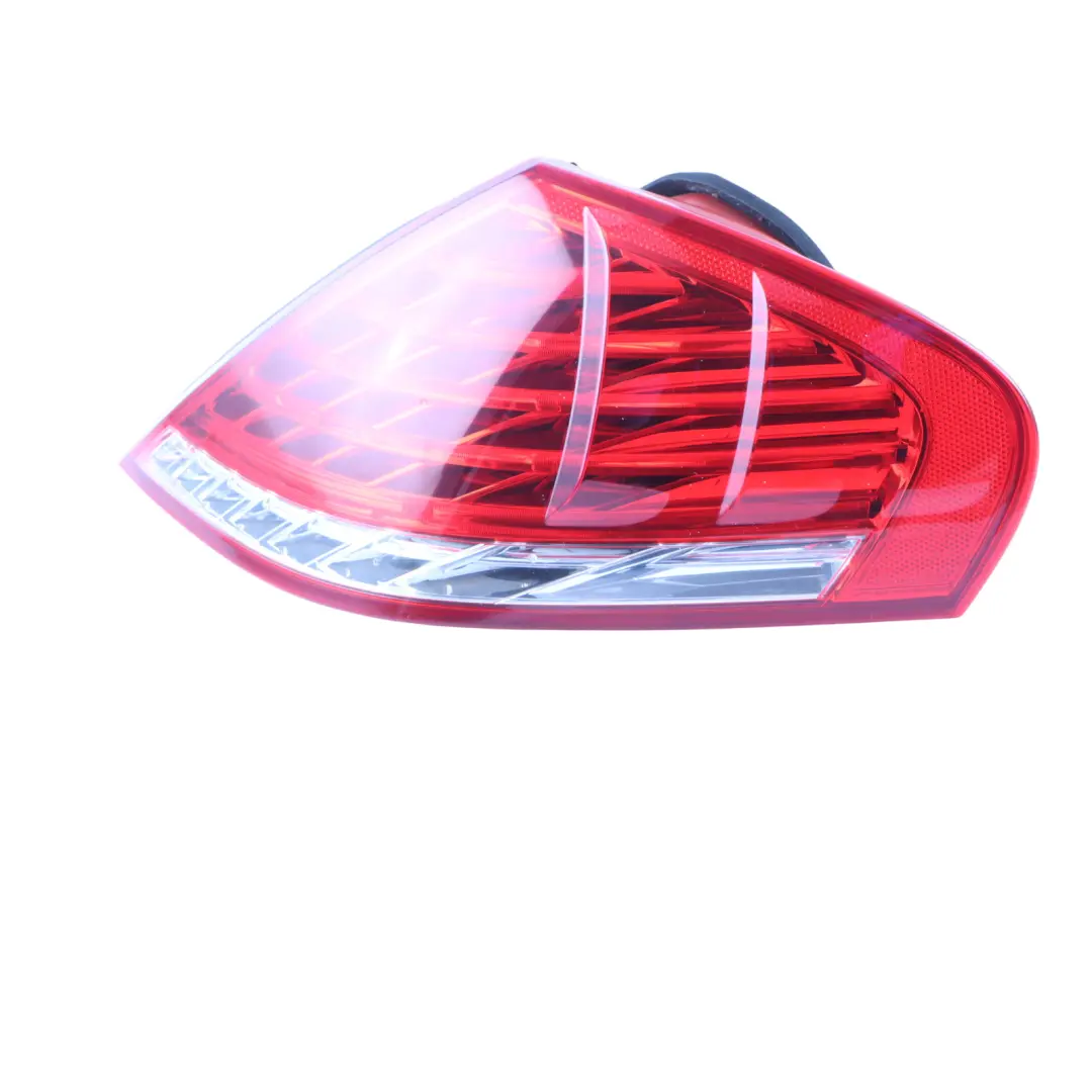 BMW E63 E64 LCI Rear Tailgate Light Lamp In Trunk Lid Right O/S - SKU 7177070 - Part number 7177070